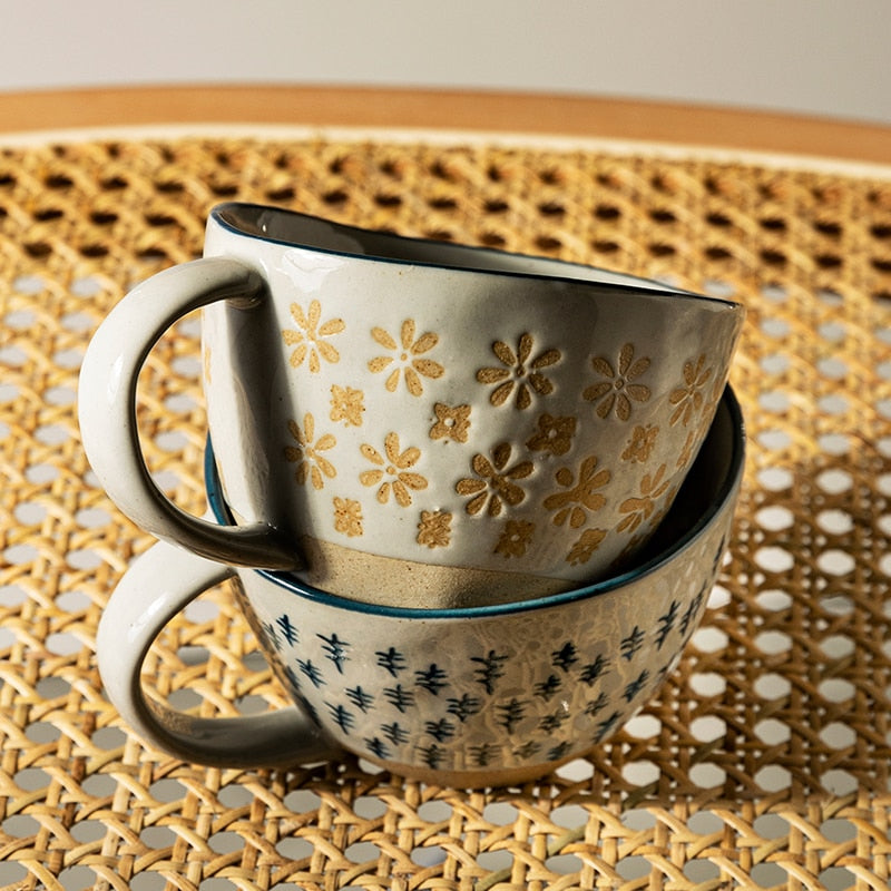 DIY  monogrammed gold sharpie mugs - PINEGATE ROAD